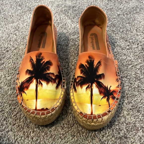 Jeffery Campbell Tropical Print Loafers size 38 - Picture 2 of 9
